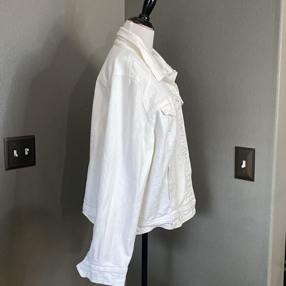 Gloria Vanderbilt Creamy White Melanie Stretch Jean Jacket - Picture 8 of 15